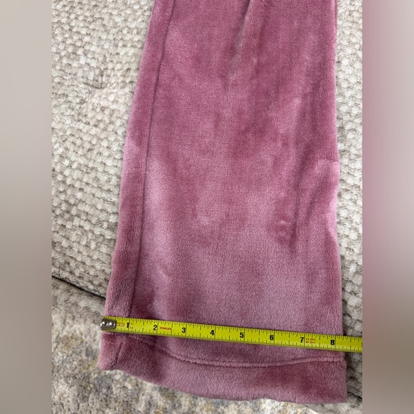 UGG Fuzzy Wide Leg Pants XS Pink Furry Warm Soft Winter Pants - Picture 7 of 12
